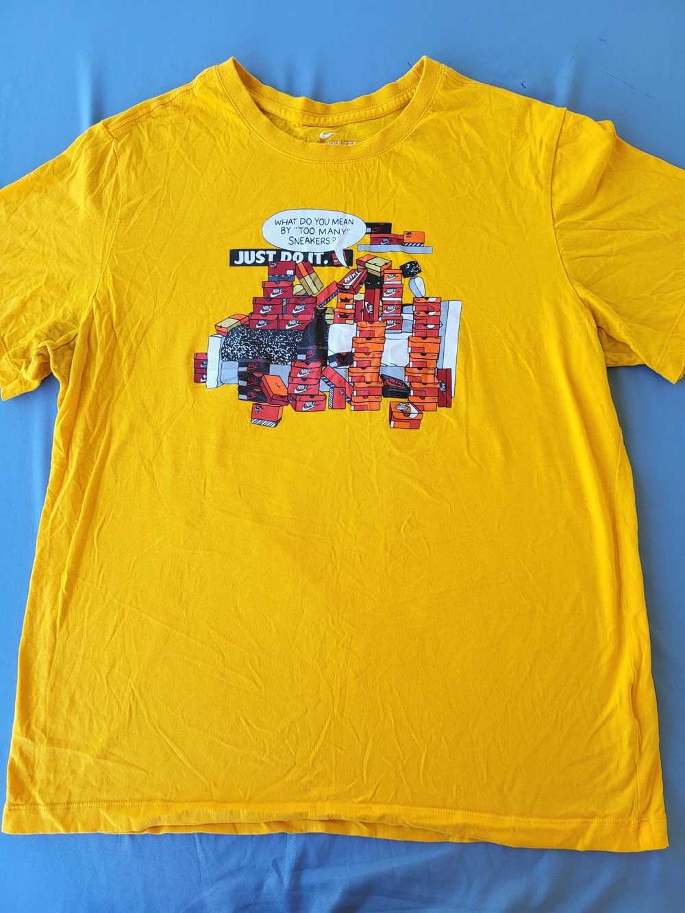 Nike Yellow Graphic "Just Do It" Men's T‑Shirt